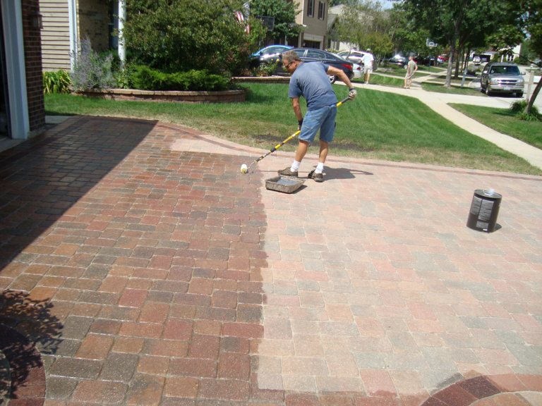 Brick Paver Patio Cleaning Sealing, Brick Paver Sidewalk Cleaning